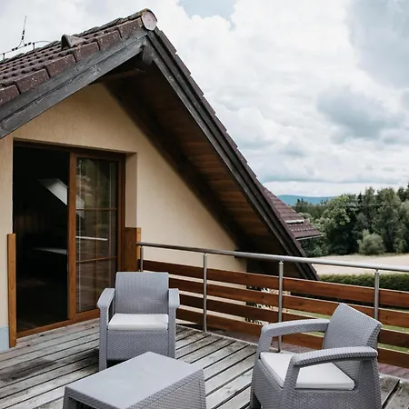 Em Javornik Appartamento *