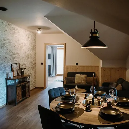 Appartamento Em Javornik Vacov