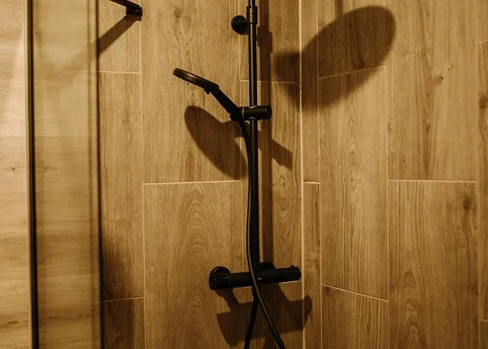 Em Javornik Apartment *